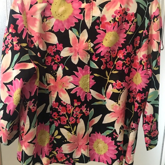 Floral top - Picture 3 of 5